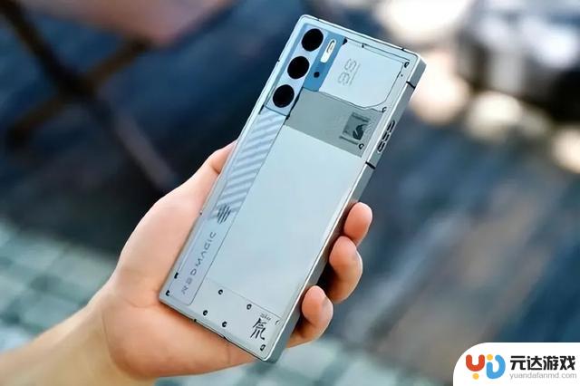 如何在5000块的预算下选择128G的iPhone16和国产旗舰手机？