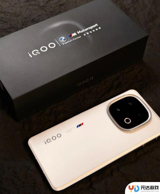 如何在5000块的预算下选择128G的iPhone16和国产旗舰手机？