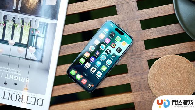 iPhone 16新款手机体验：初次使用感受